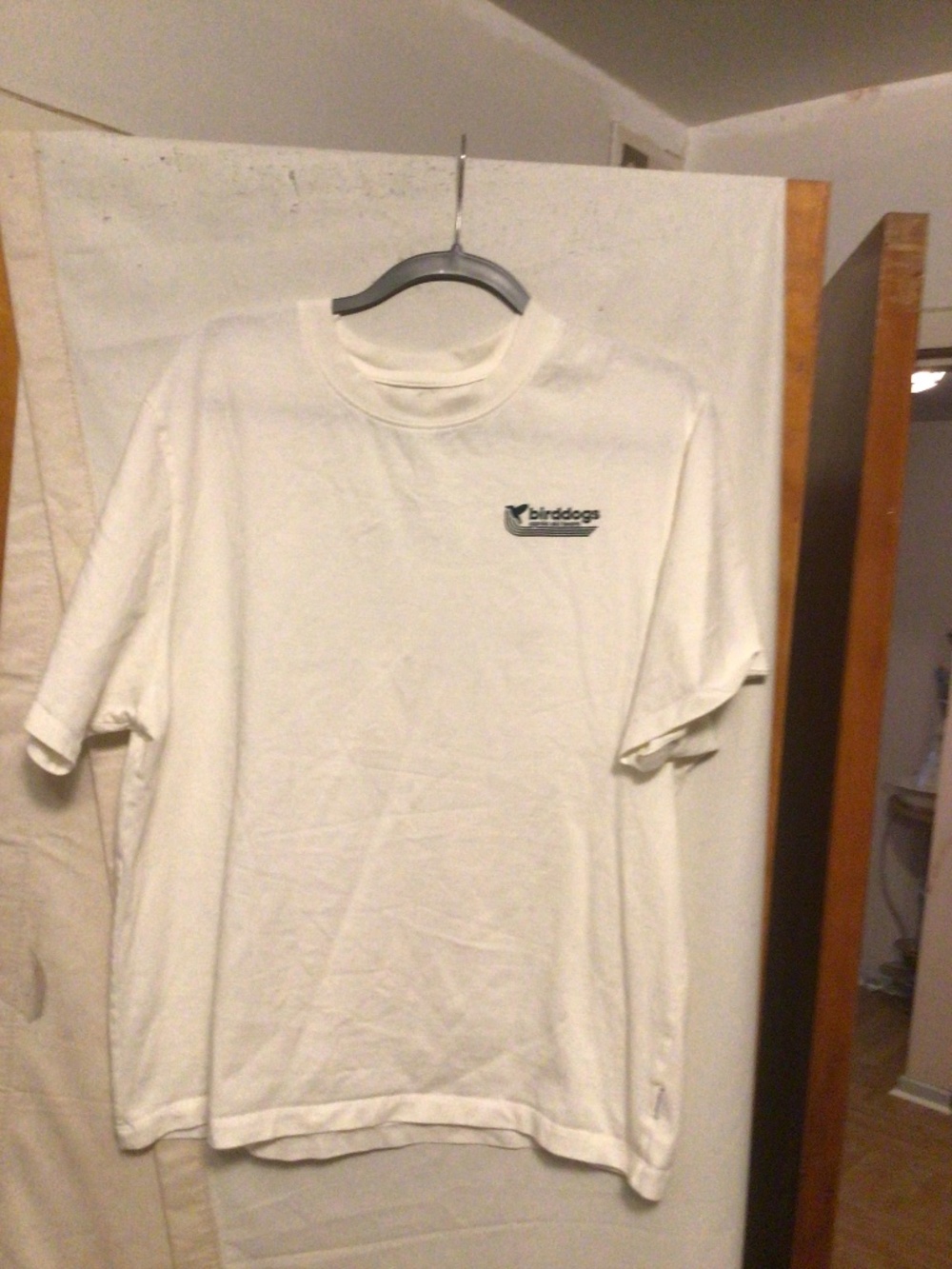 Birddogs white tee shirt SZ L